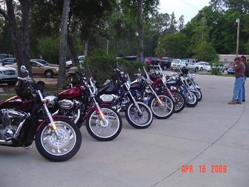 BIG DADDYS BIKE NIGHT IN FAIRHOPE AL-C- 04-14-09