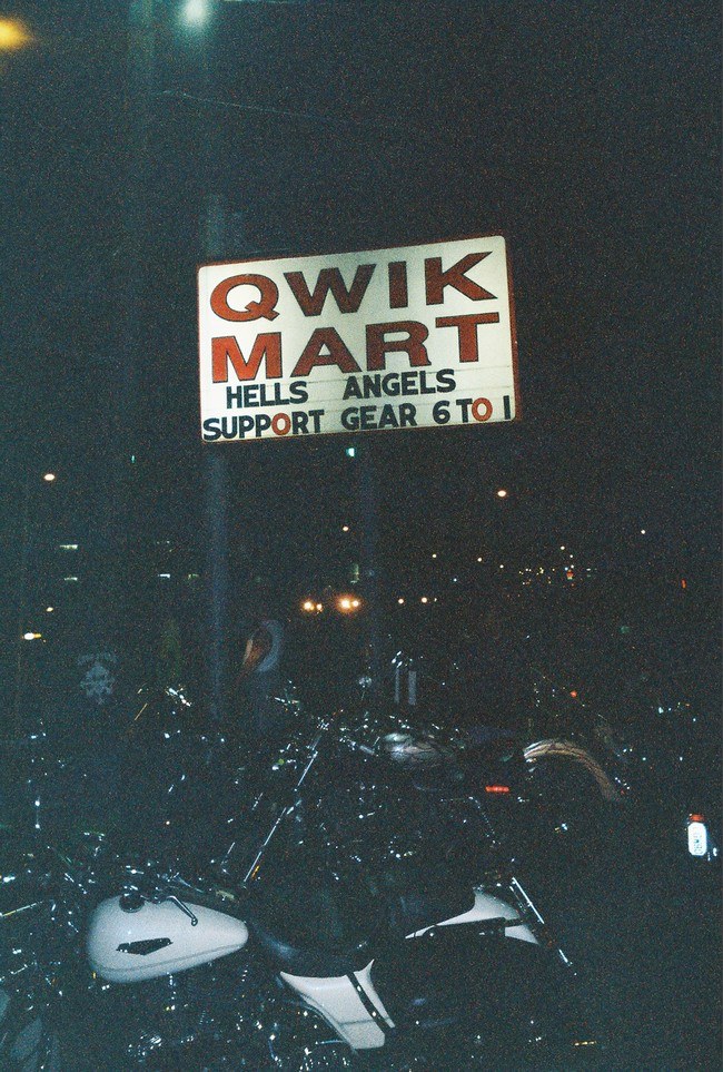 Best and cheapest beer in town award, located next to Dog House South