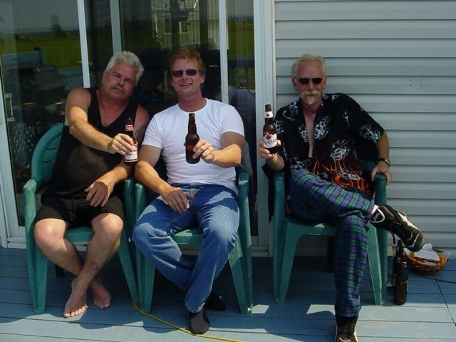 Brian-C- Ron. Rob Chillin`