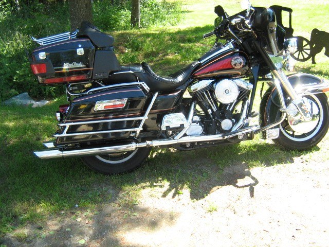 this is my 94 flhtuc has 46645 miles on it.ya not ever broker in yet there has been a lot of moderfication done to it so much it would take a week to tell you.