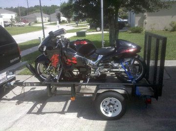 Jon`s Busa