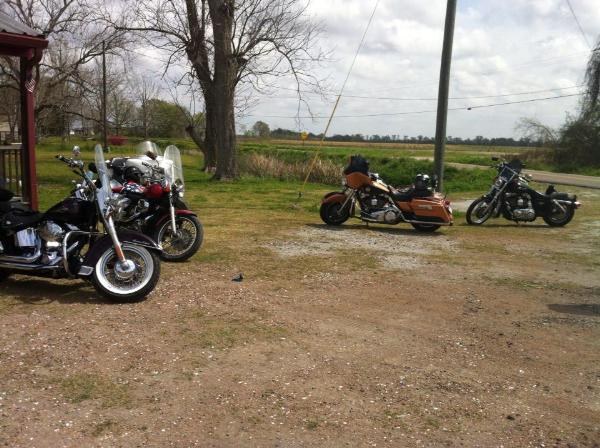 Pitstop at The Dog House on second ride of the season.