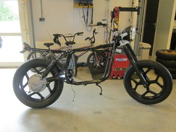 Build off Cafe Racer