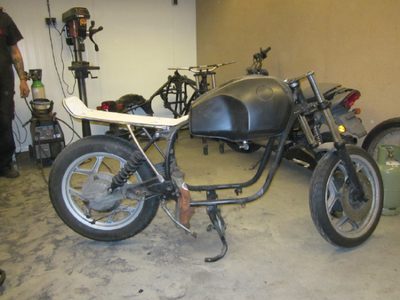 Build off Cafe Racer