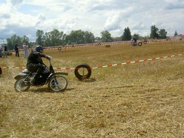 small engine race over 6 hours