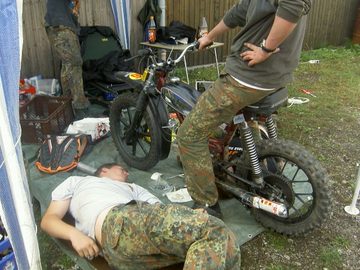 small engine race over 6 hours