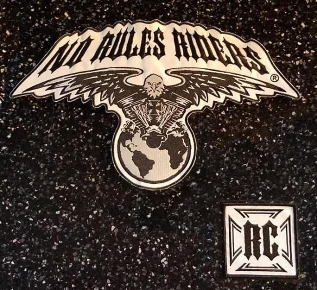 Antique White -And- Black-C- 13 and 12 inch